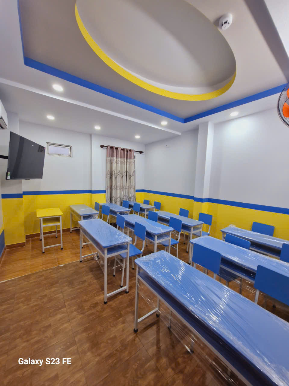 phòng học hiện đại